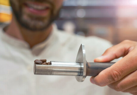 Moisture Analyzers vs. Color Analyzers: Tools for Roast Quality Control