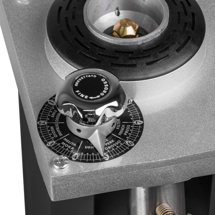 Eureka Drogheria 85 - Matt Black #3