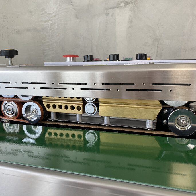 Linear Heat Sealer F1000 Horizontal | Date Printing #5